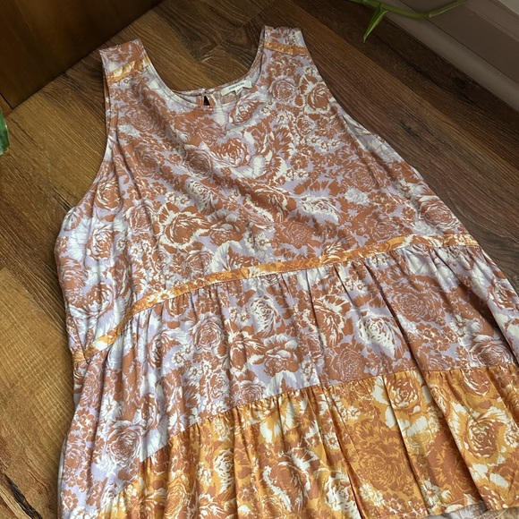 Maurices Rust and Cream Floral Tank Top - Picture 3 of 8